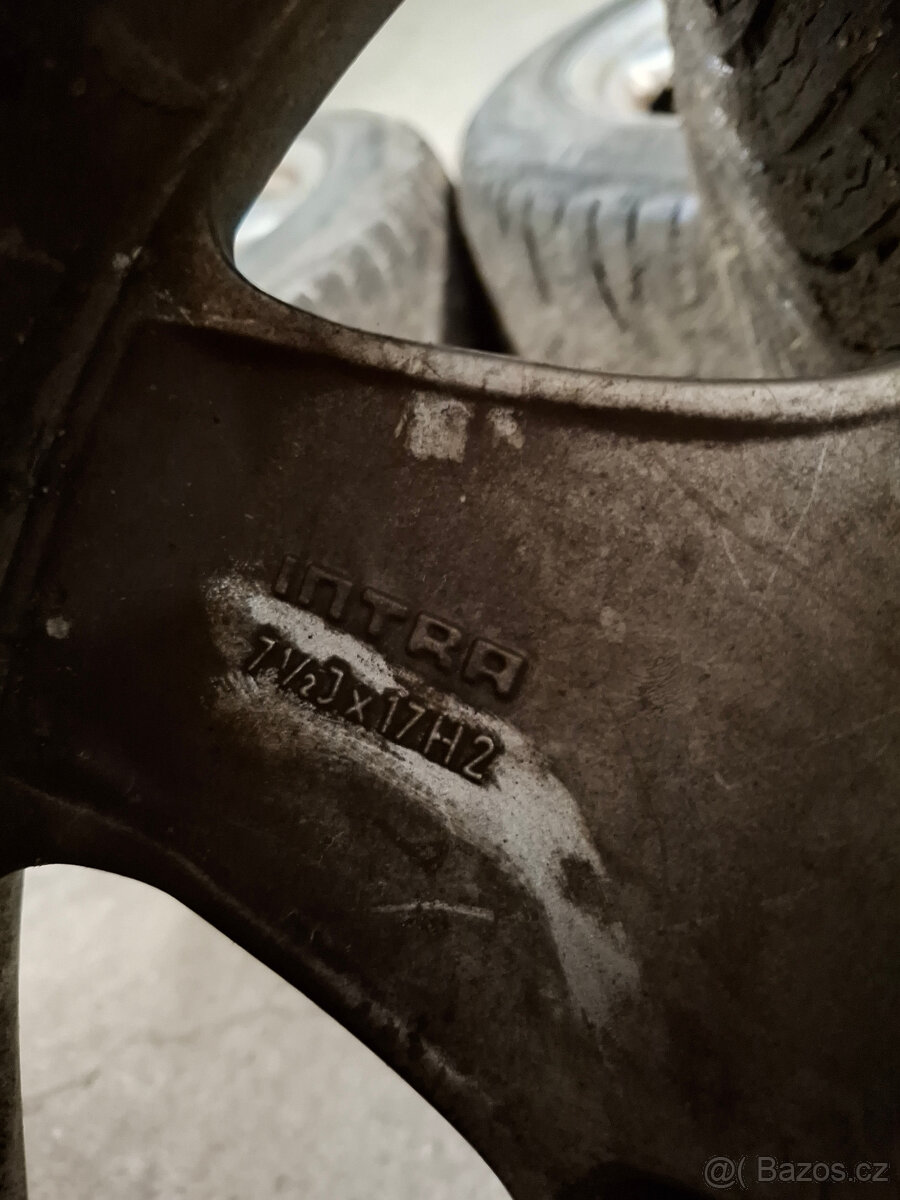 alu kola Intra vyraběna na Mercedes benz 7,5Jx17 ET35 - 4