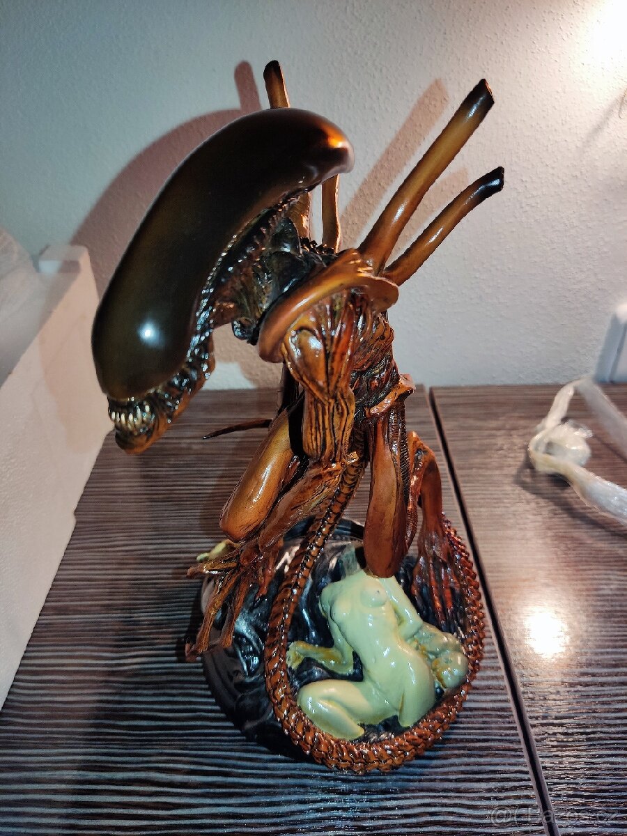 Alien Warrior fewture/sideshow socha - 4