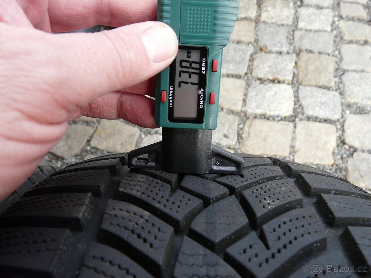 ZIMNÍ PNEU GOOD YEAR 215/55R17 - 4