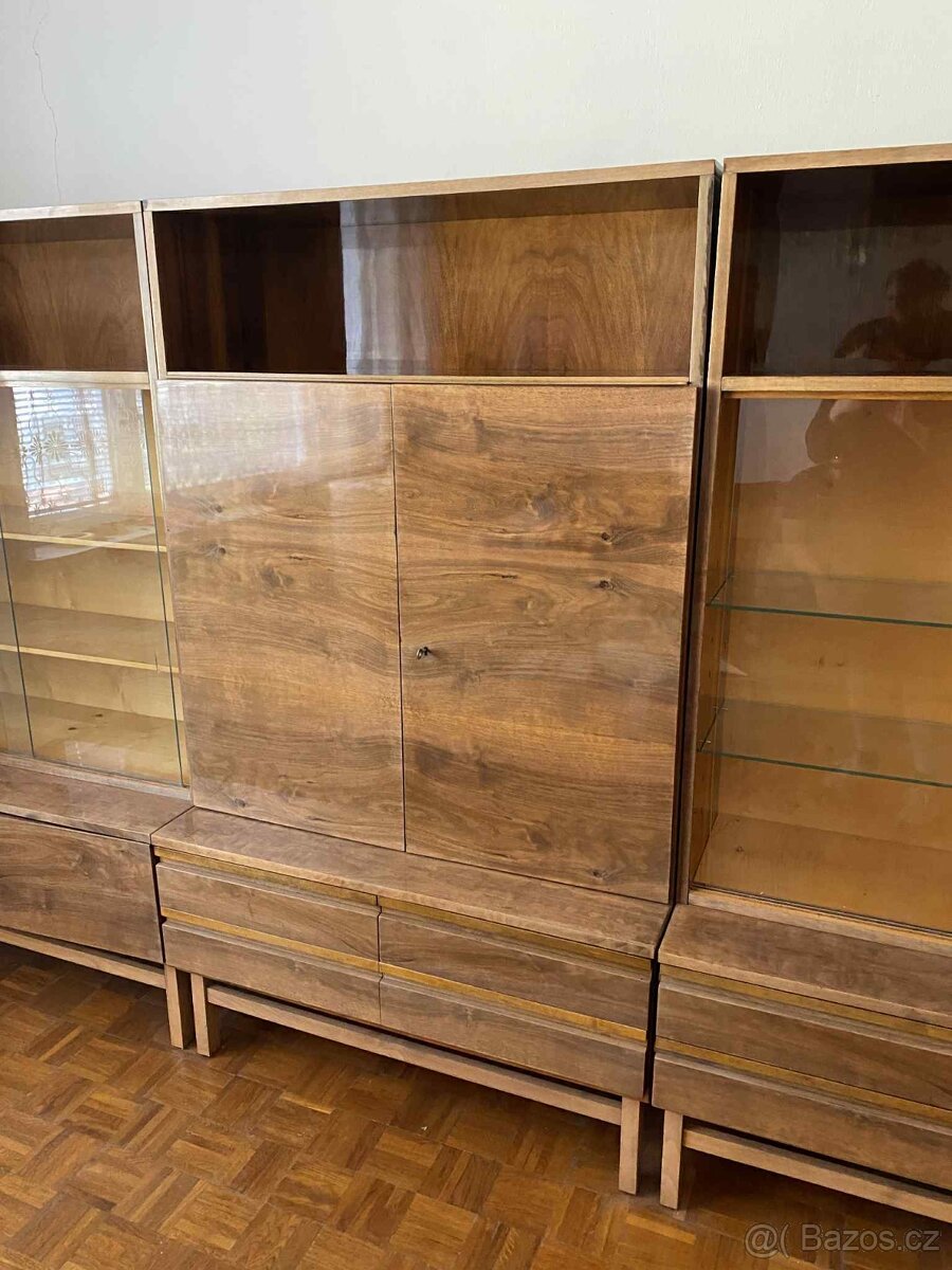 Starožitná obývací stěna, ořechová dýha + masiv - 4