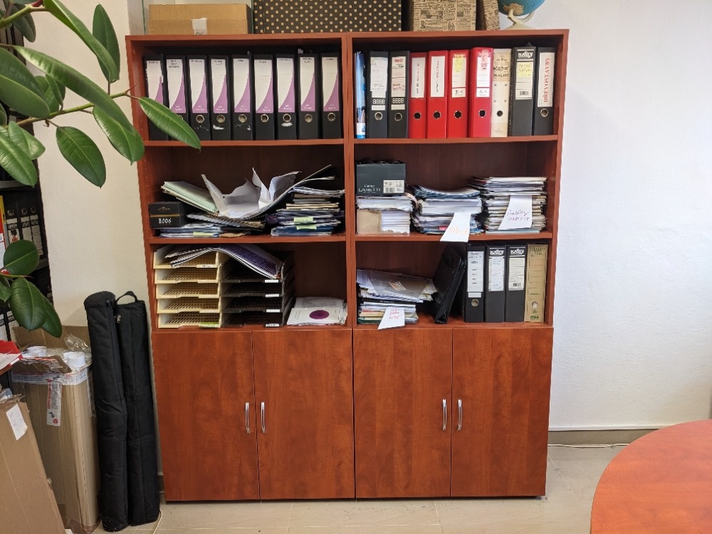 Kancelářský nábytek - 4