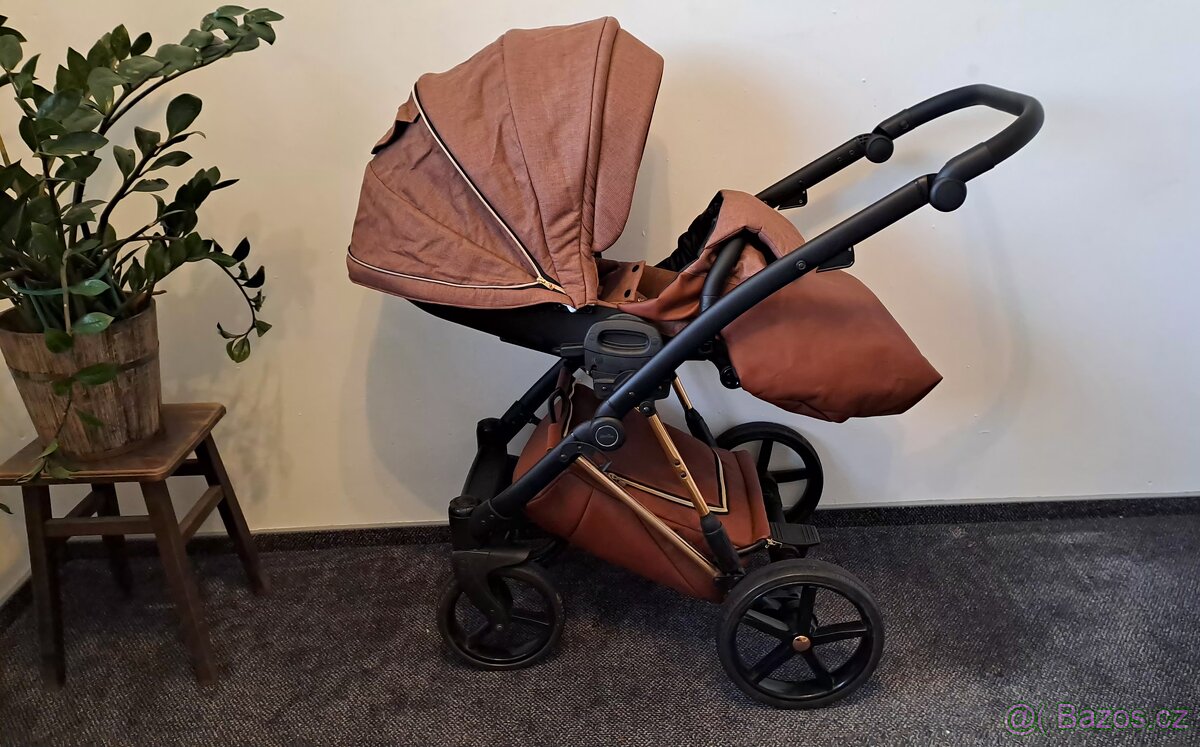 Prodám kočárek zn. Jasmine v ZÁRUCE - 4