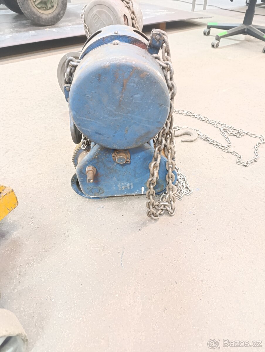 Kladkostroj brano - 4