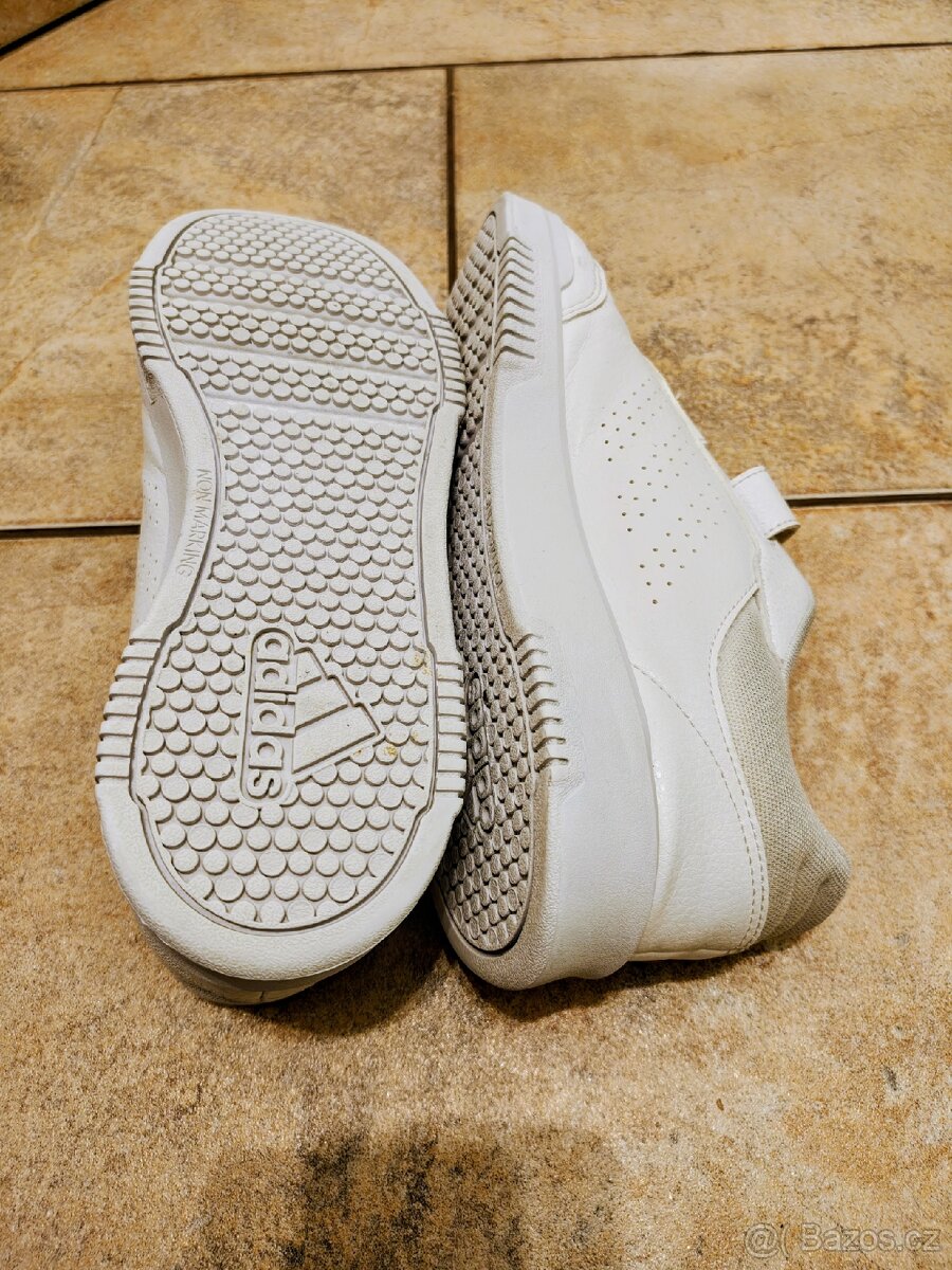 Dětské boty Adidas bílé 40/255 - 4