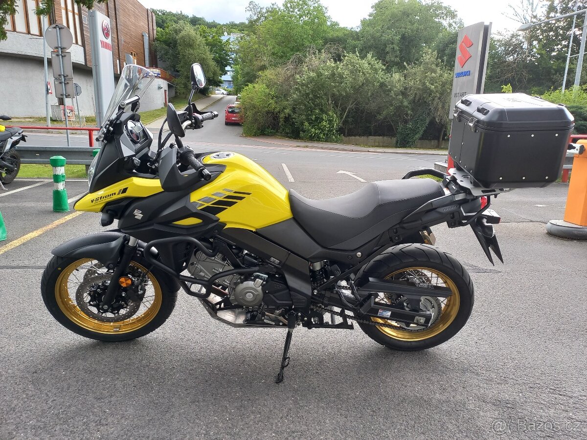 Suzuki V-Strom 650 XT (2020/19900 km)