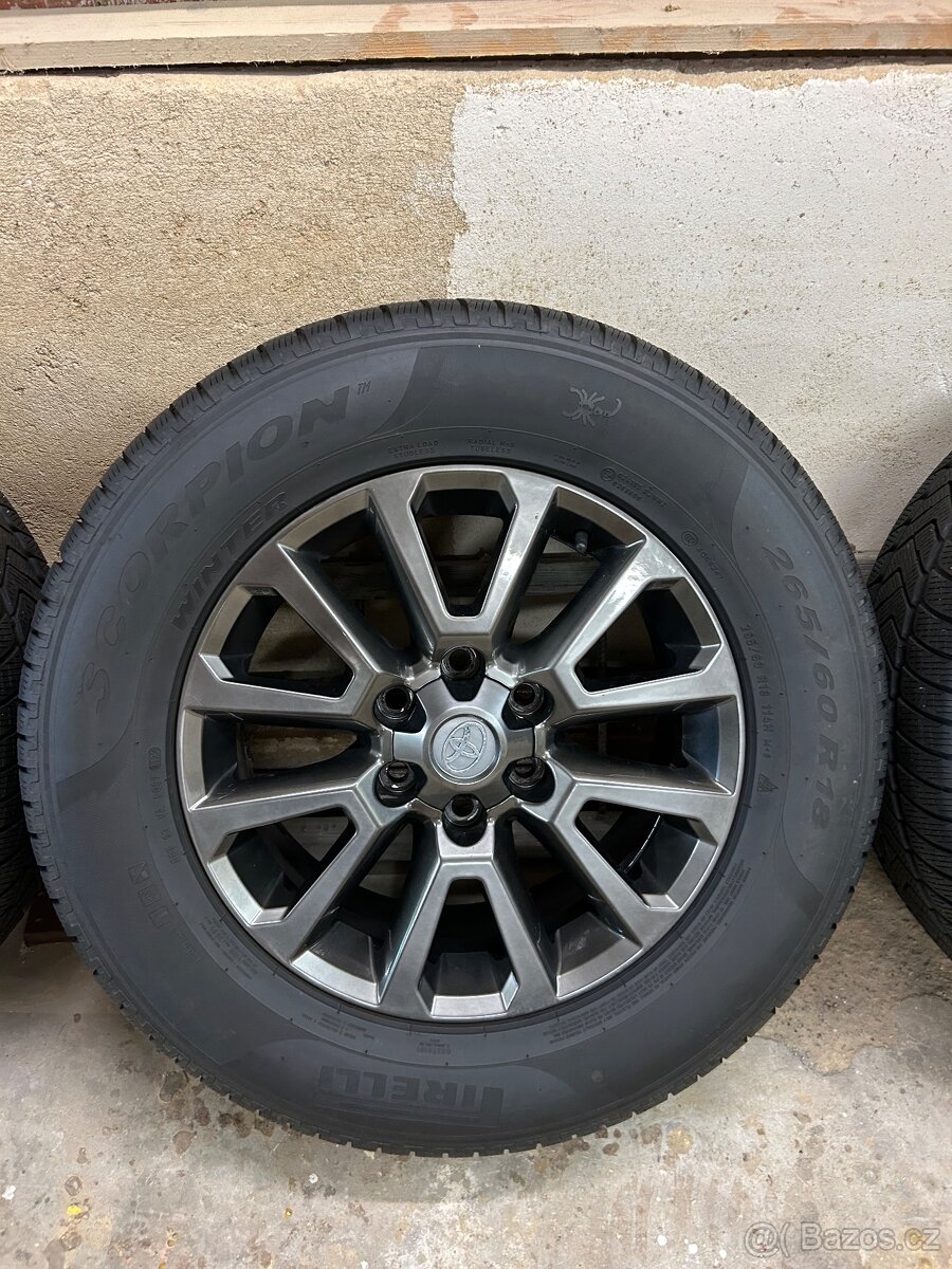 alu kola TOYOTA HILUX 6x139,7 R18 ET25+ZIMNÍ 265/60R18