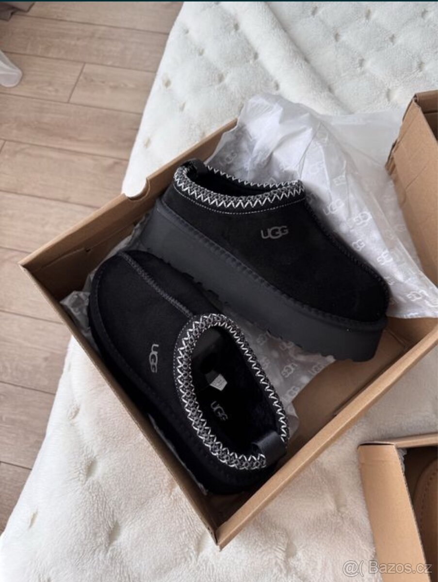 Ugg Tazz Slipper Černý - 4