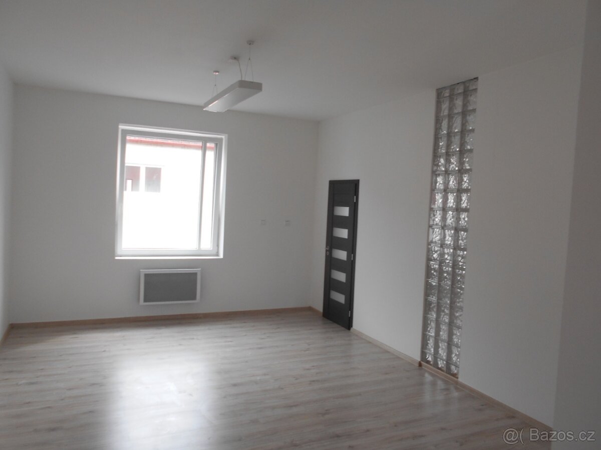 Pronájem bytu v Louny /klidná část města-cca 67m2-zahrada - 4