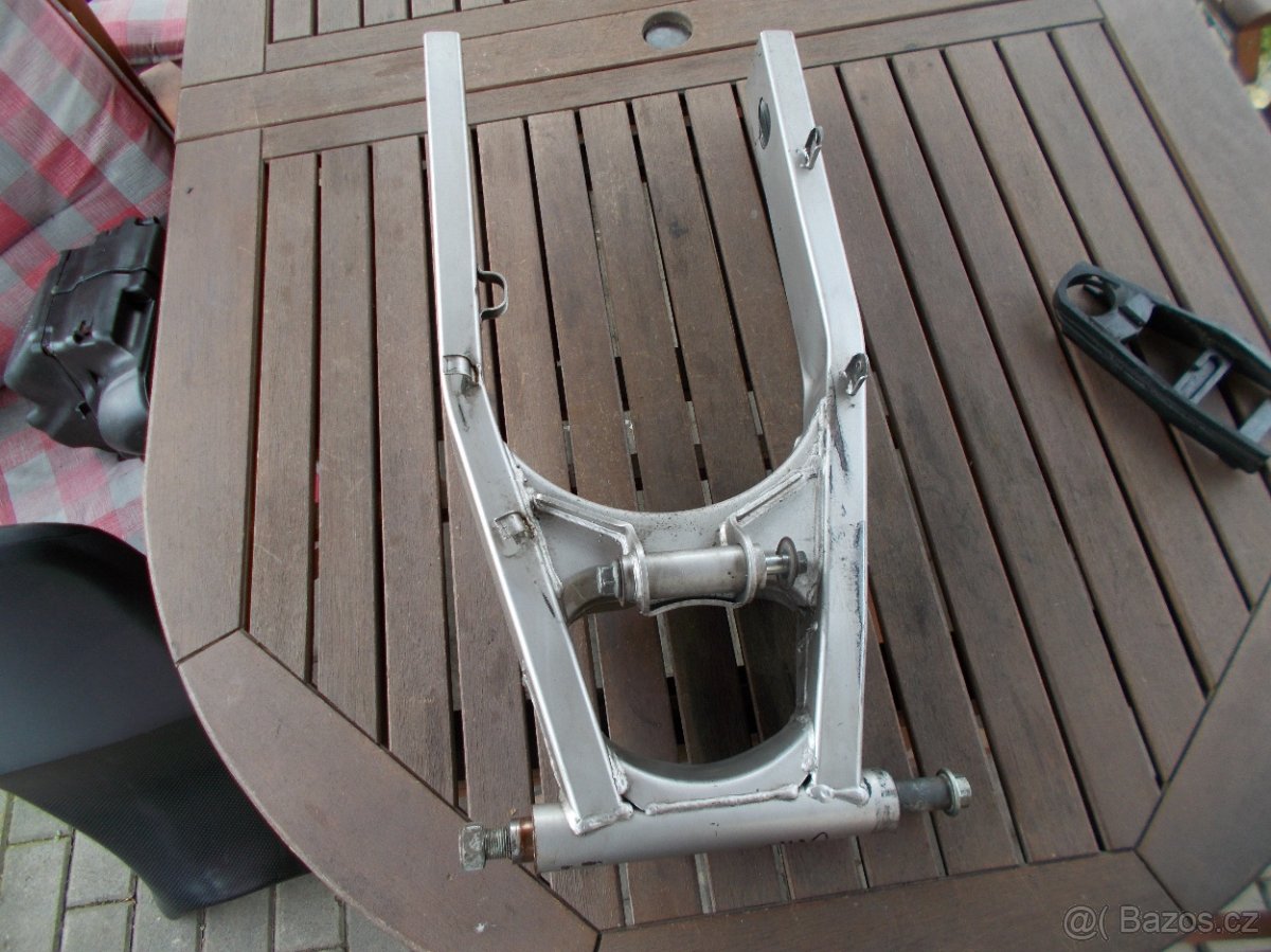 SUZUKI BANDIT - sedlo - 4