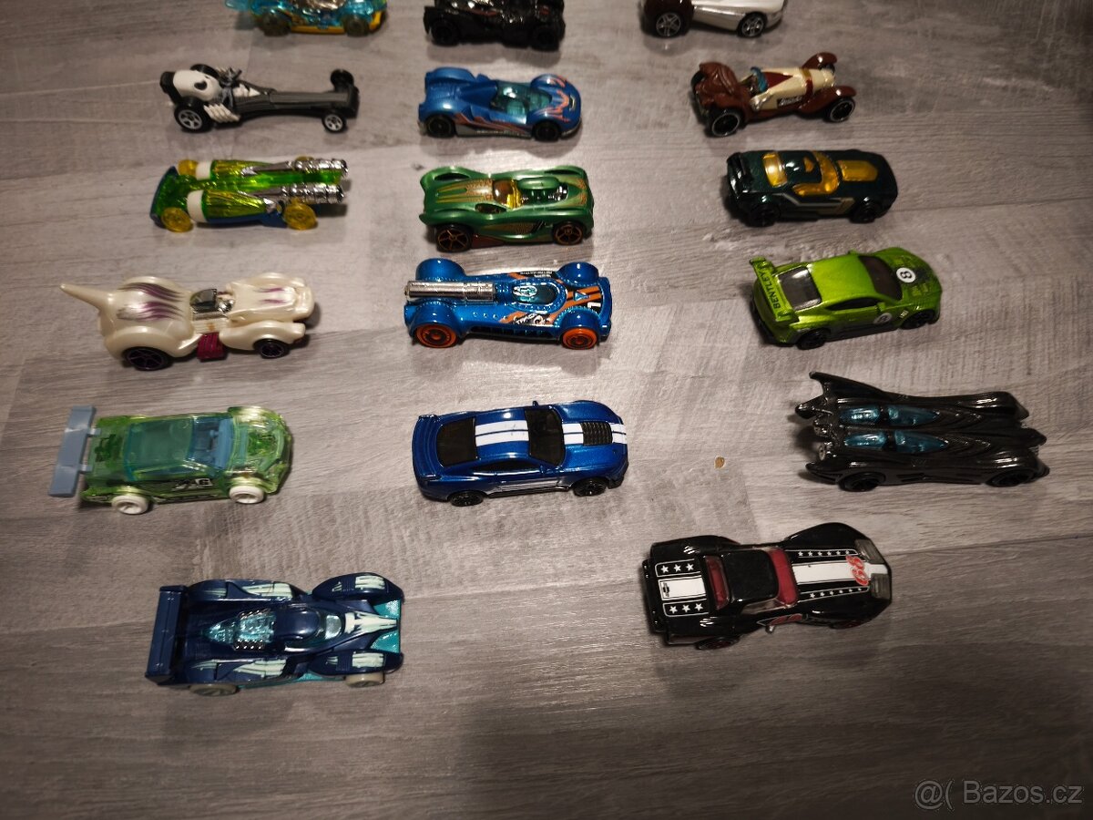 Hot Wheels Autíčka 20ks - 4