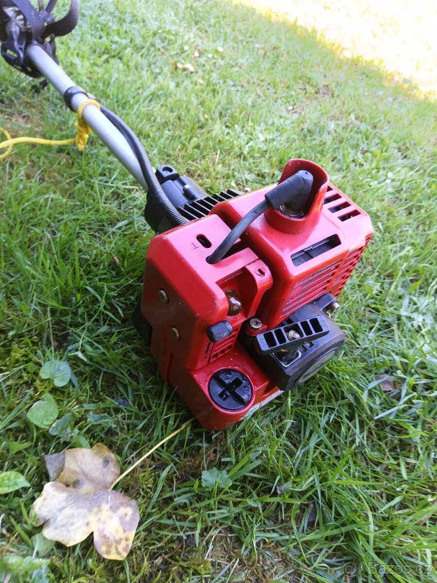 Benzinový křovinořez zn. SOLO - 4