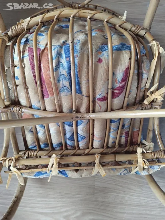 Ratanové houpací křeslo - 4