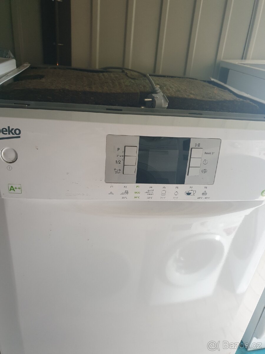 Myčka Beko 60cm - 4