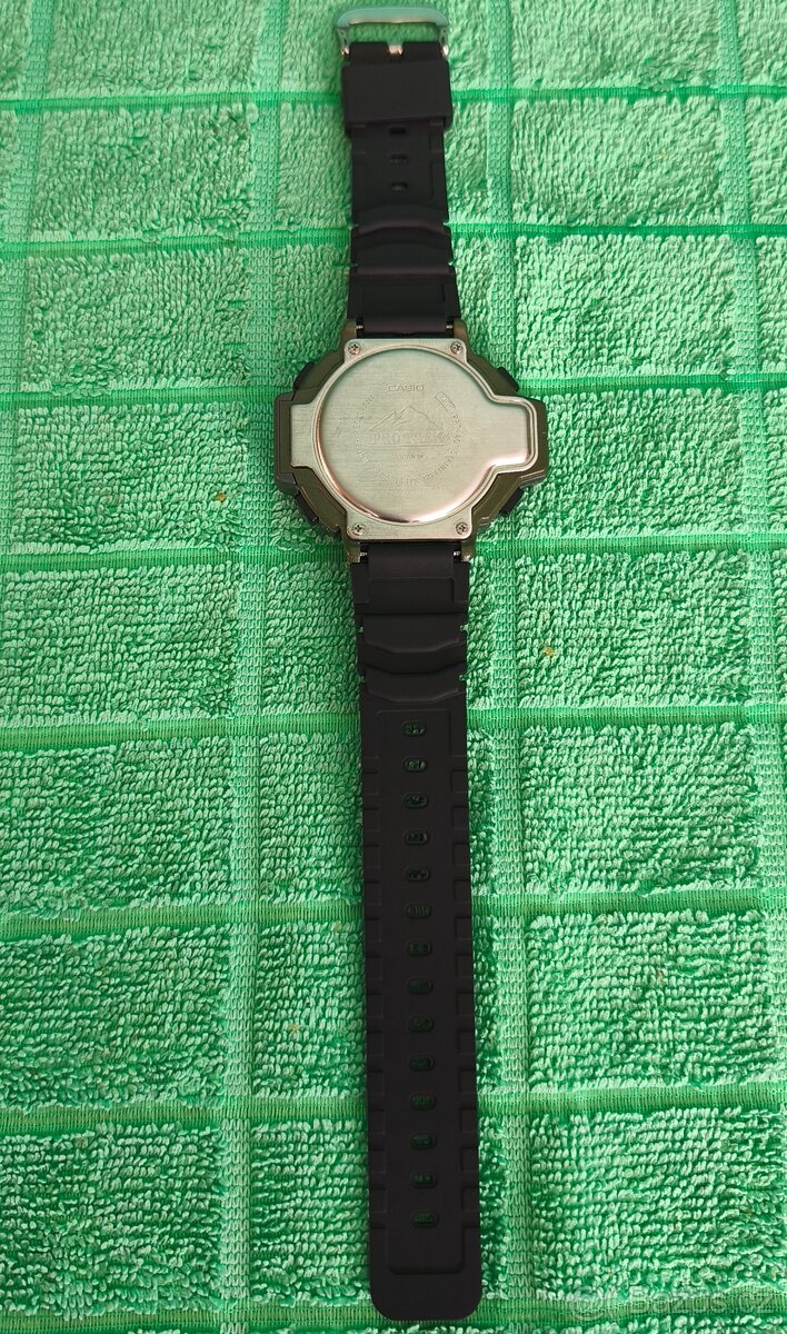 Casio Protrek PRT-40 TripleSensor - 4