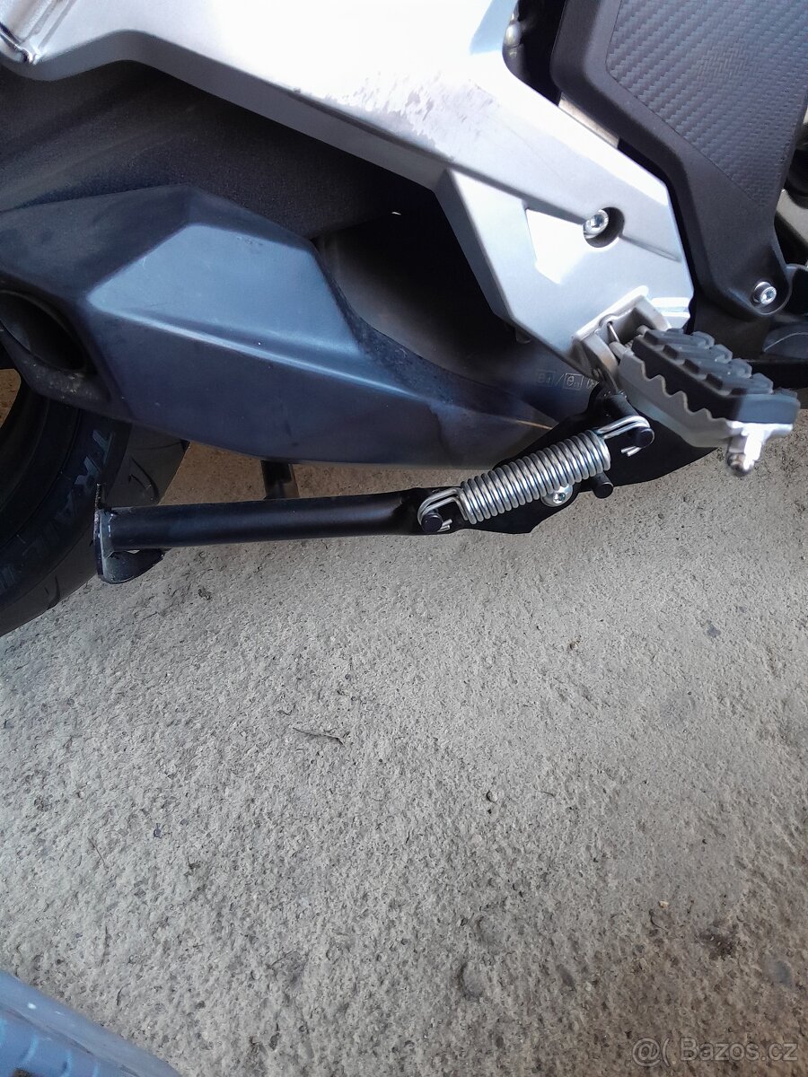 CFMOTO 650 MT - 4