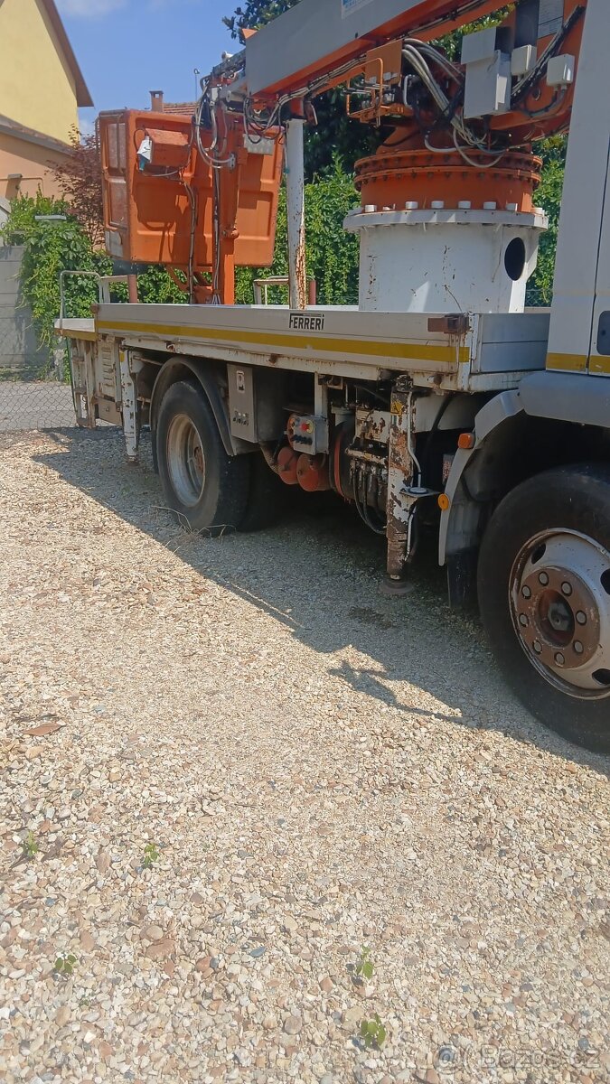 Plošina Euro Cargo 18 m - 4