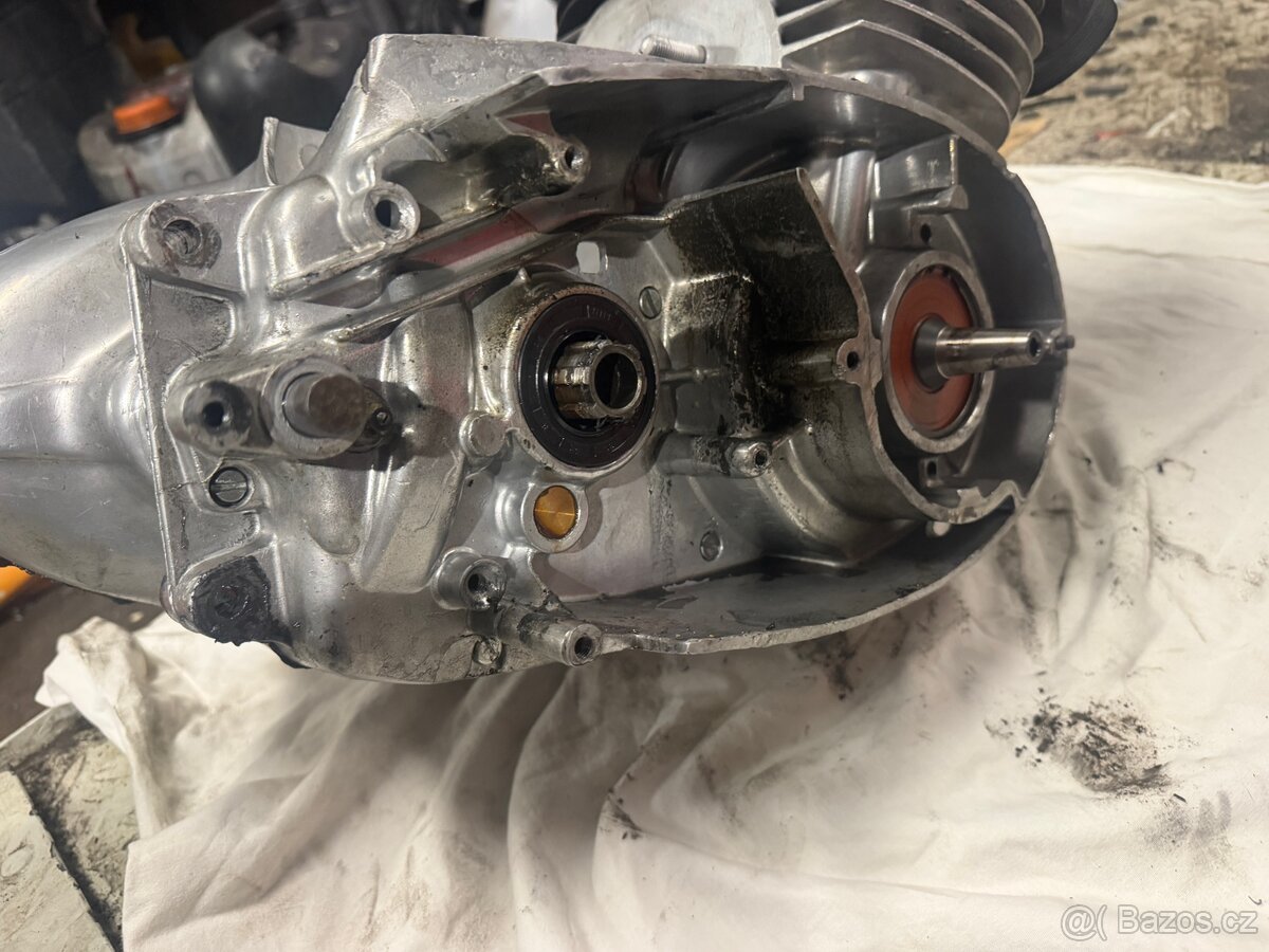 Jawa 350 360 motor - 4