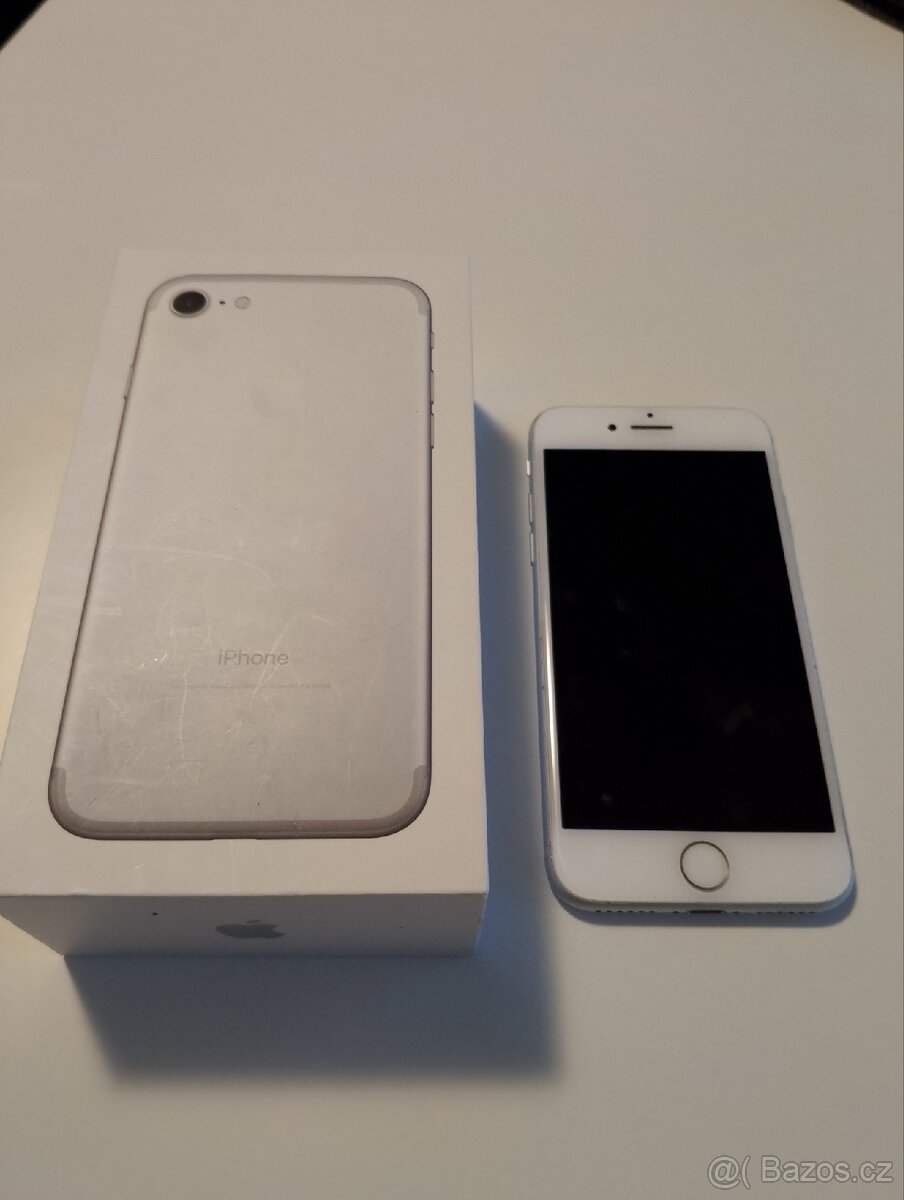 iPhone 7 silver - 4