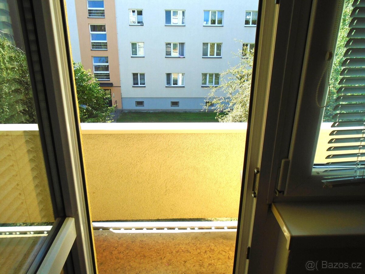 Pronájem 2+1 Zlín pro studenty - 4