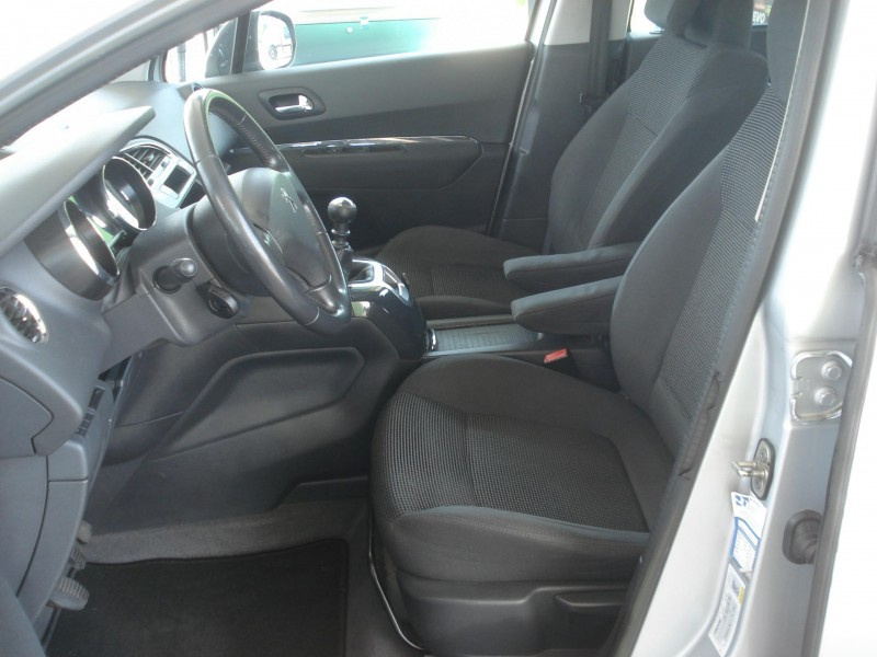 Peugeot 5008 1.6 HDi 7 MIST NAVI - 4