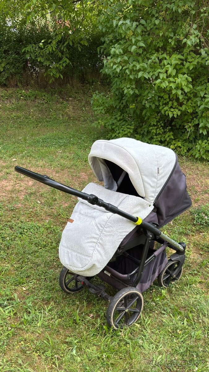 kombinovaný kočárek Riko Swift Premium 3v1 - 4