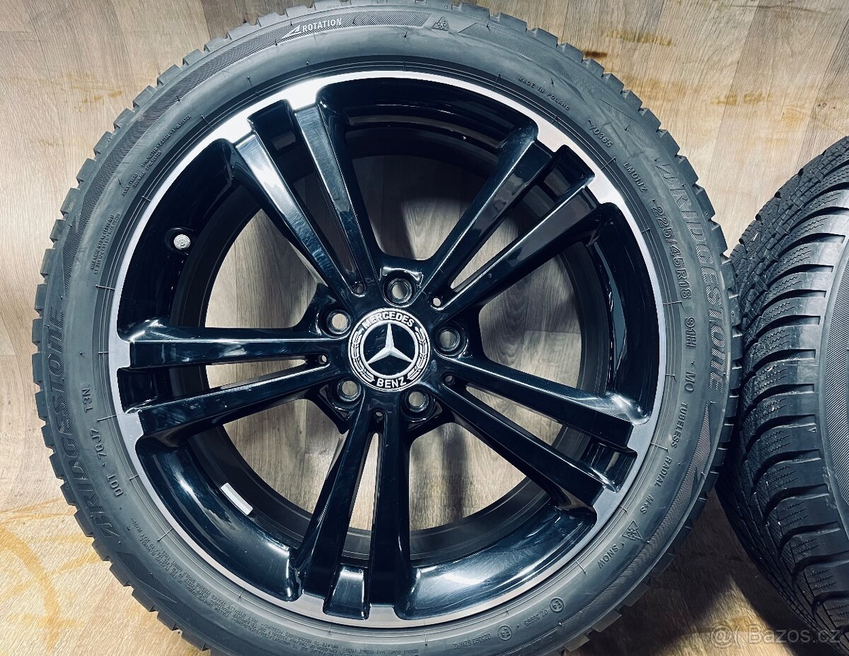 Originál zimní kola Mercedes A R18 W177 - 4