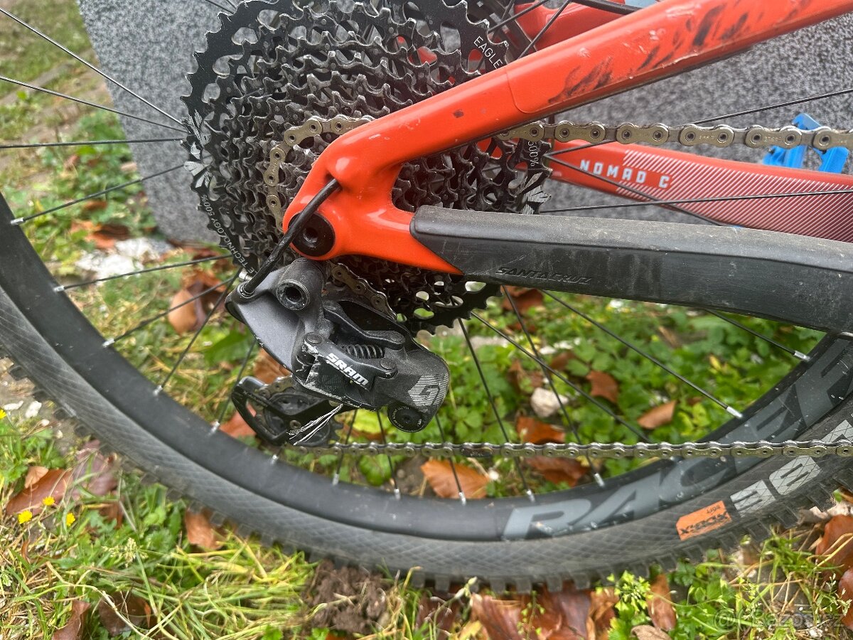 Santa Cruz Nomad Carbon, 27.5'' - 4