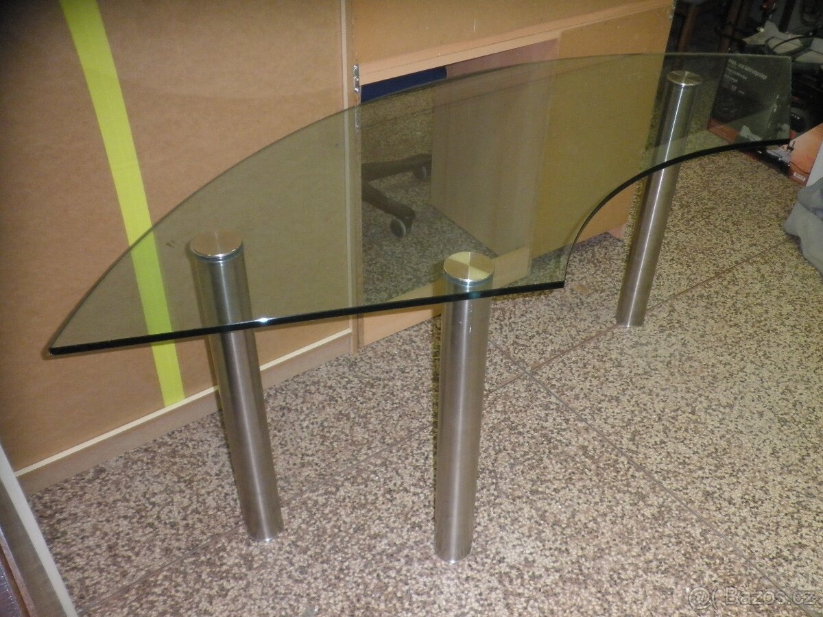 Moderní skleněný stůl - 4