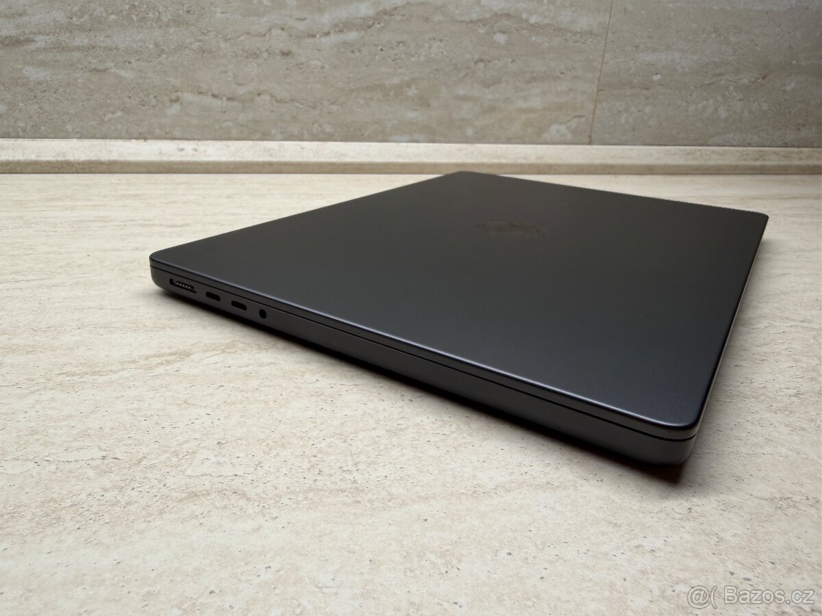 MacBook Pro 2024 14" M4 Pro 24/512GB, 100% batéria - 4