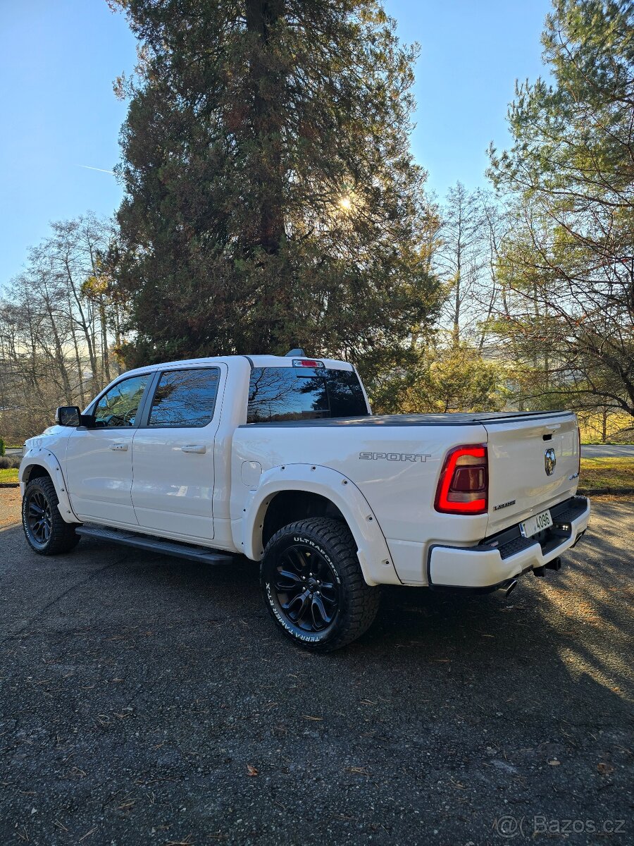 Ram Laramie 2023 - 4