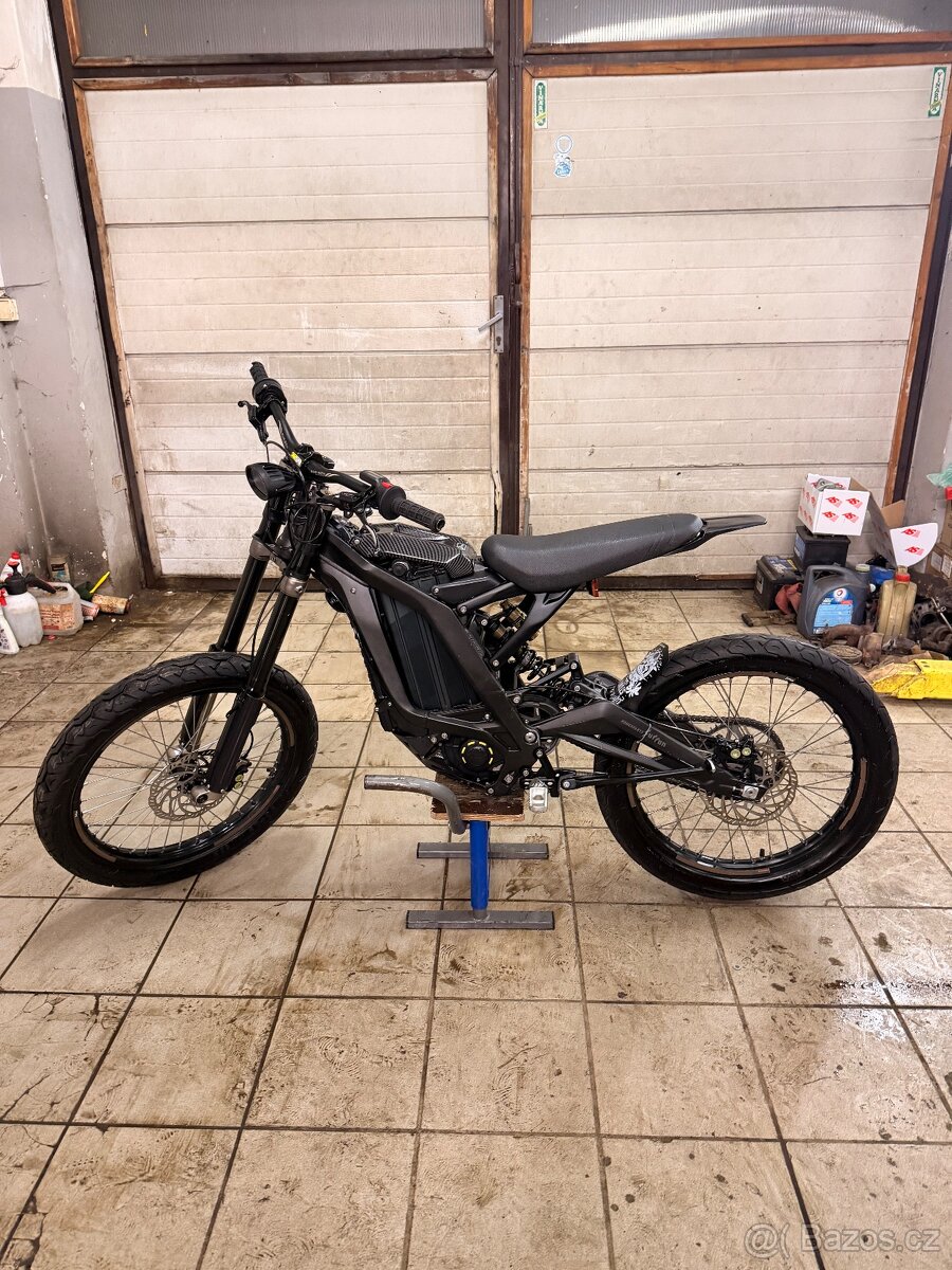 Surron light bee x - 4