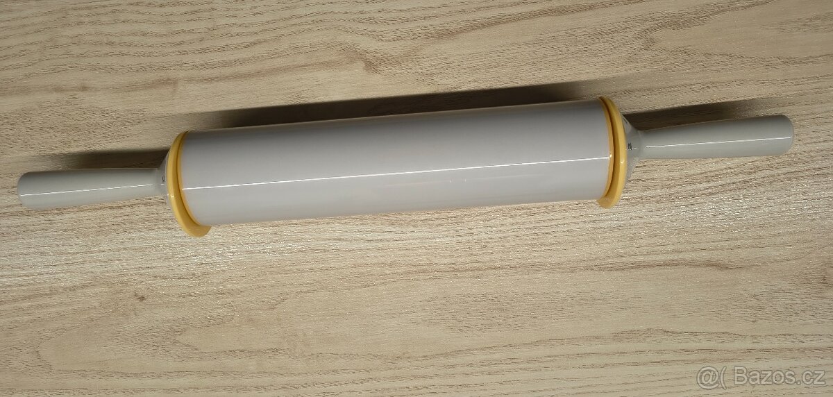 Váleček s nastavitelnou tloušťkou těsta Delícia - 4