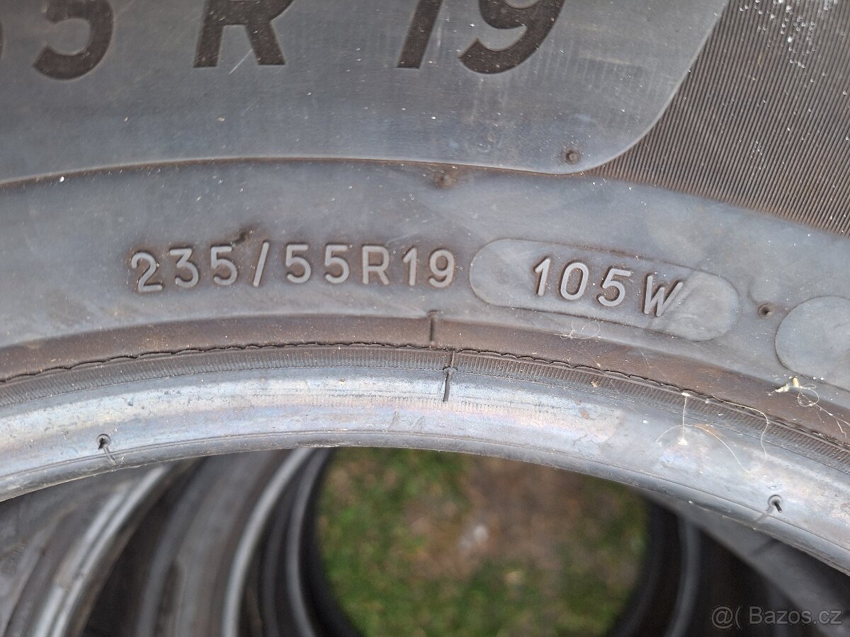 Prodám letní pneu 235/55/19 105w Michelin - 4