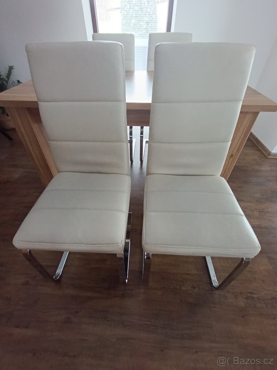 jídelní stůl + židle - 4