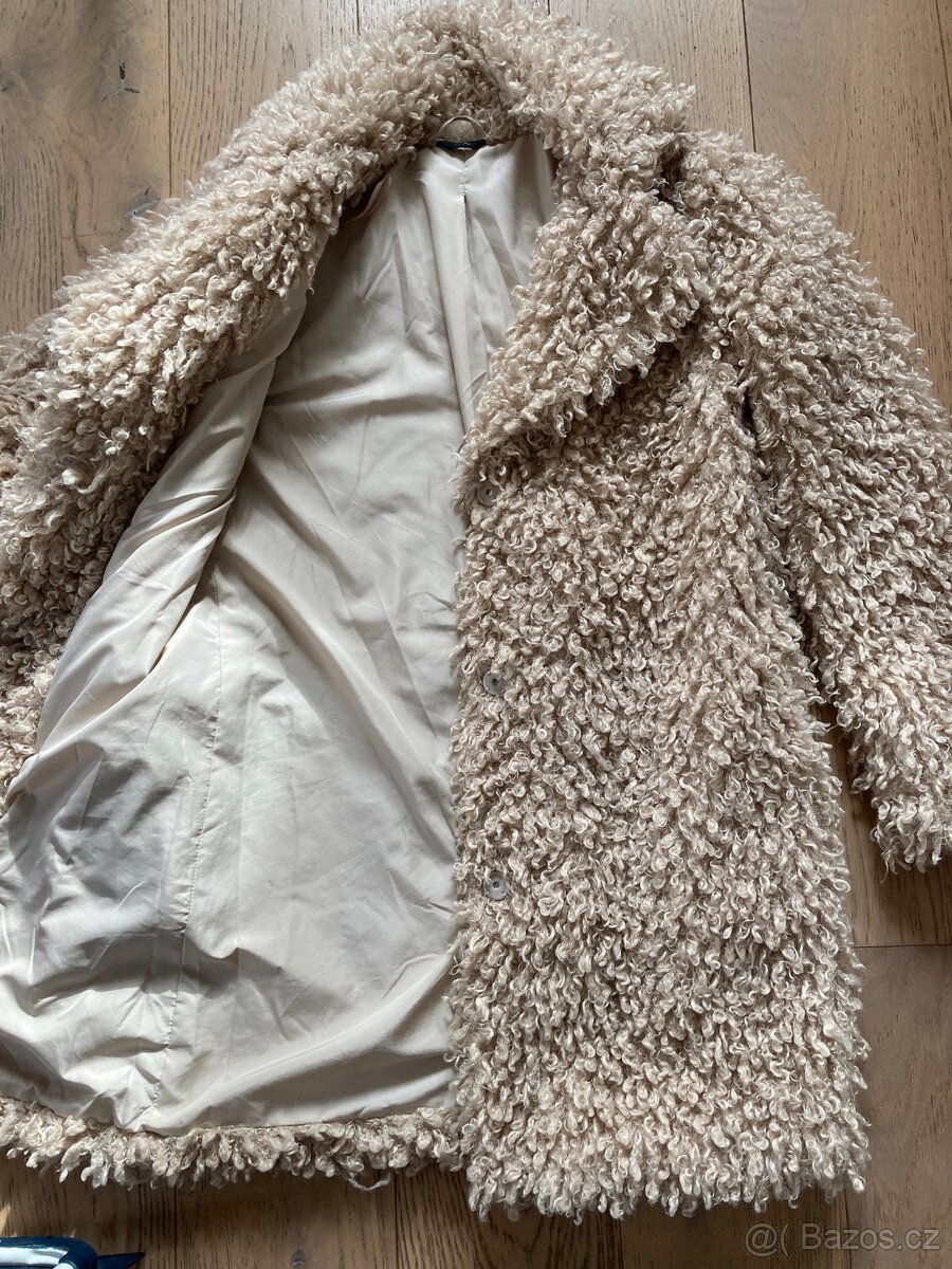 Plyšový kabát M&Co vel. S - 4