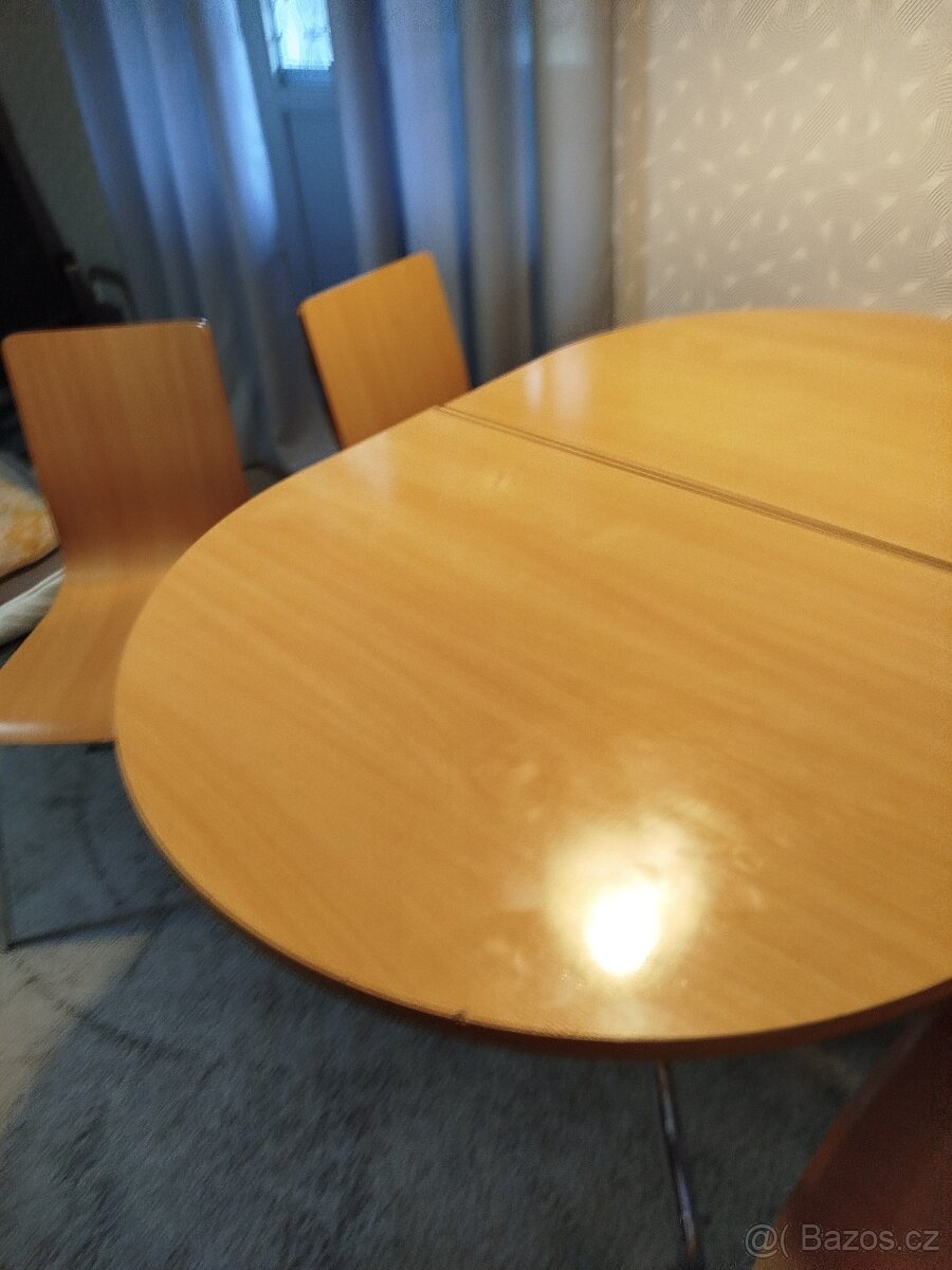 Stůl + 4 židle - 4