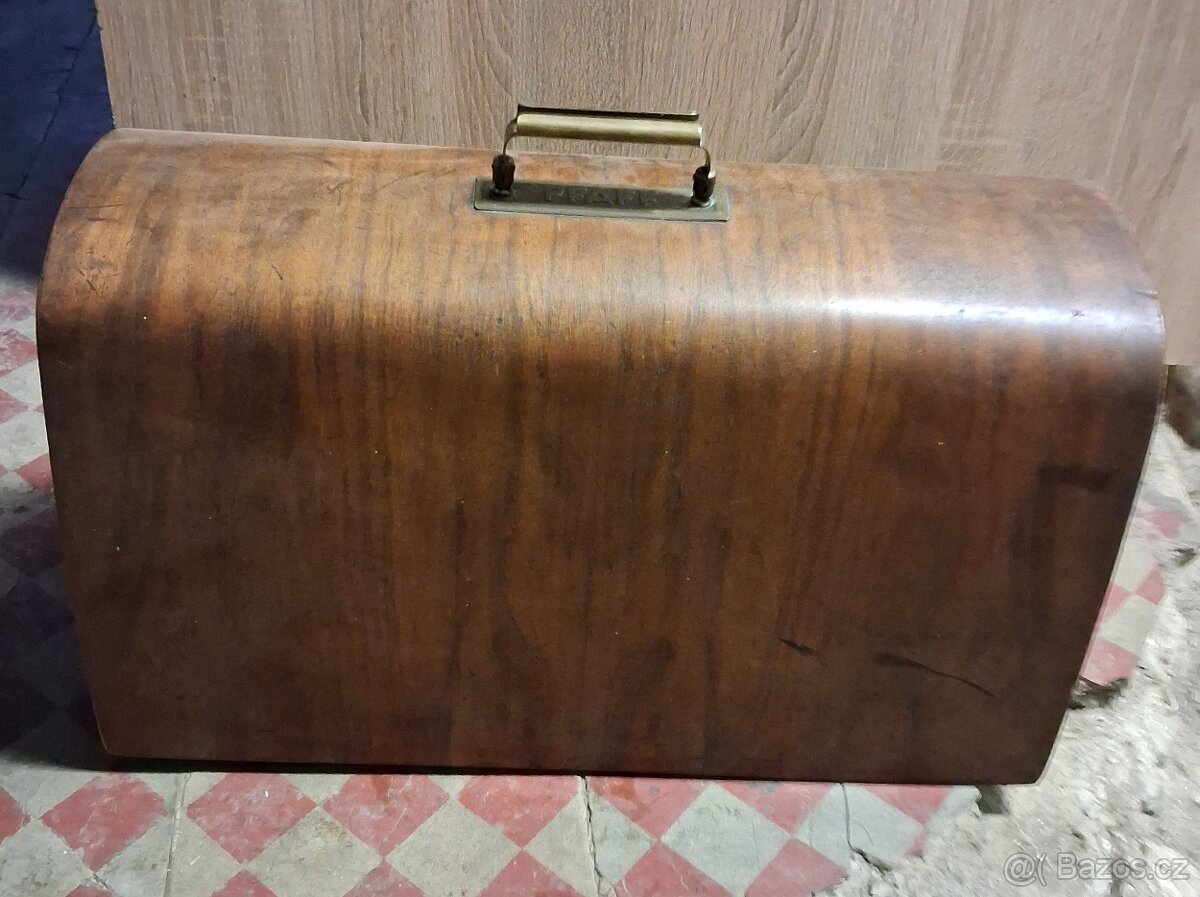 Poklop na šicí stroj - 4