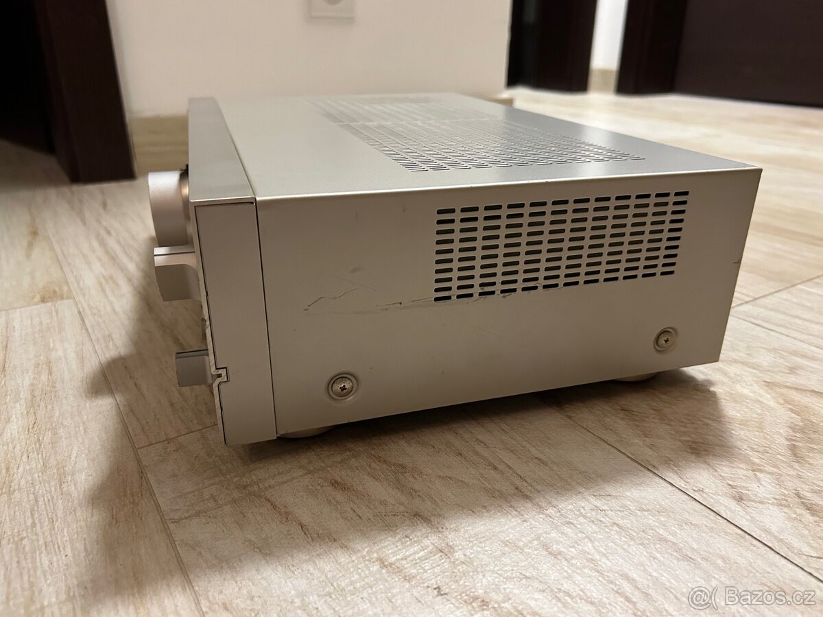 Zesilovač Technics SU-V470 PXS cap. Stereo class AA - 4