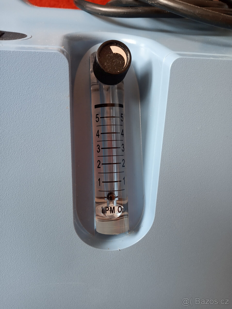 Kyslíkový koncentrátor Philips Respironics EverFlo - 4