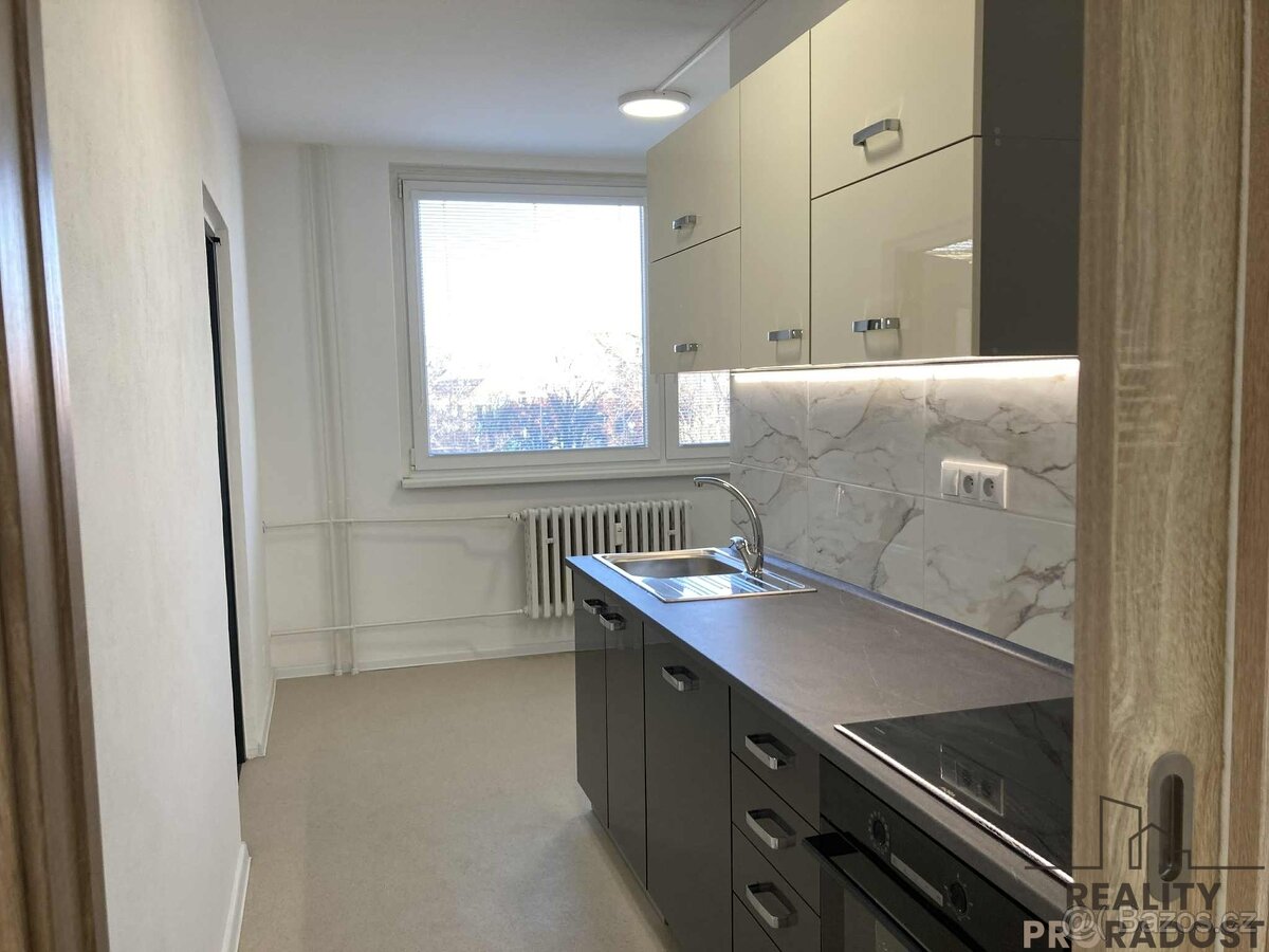 Pronájem byt 4+1, Nám. Svobody, Znojmo - 4