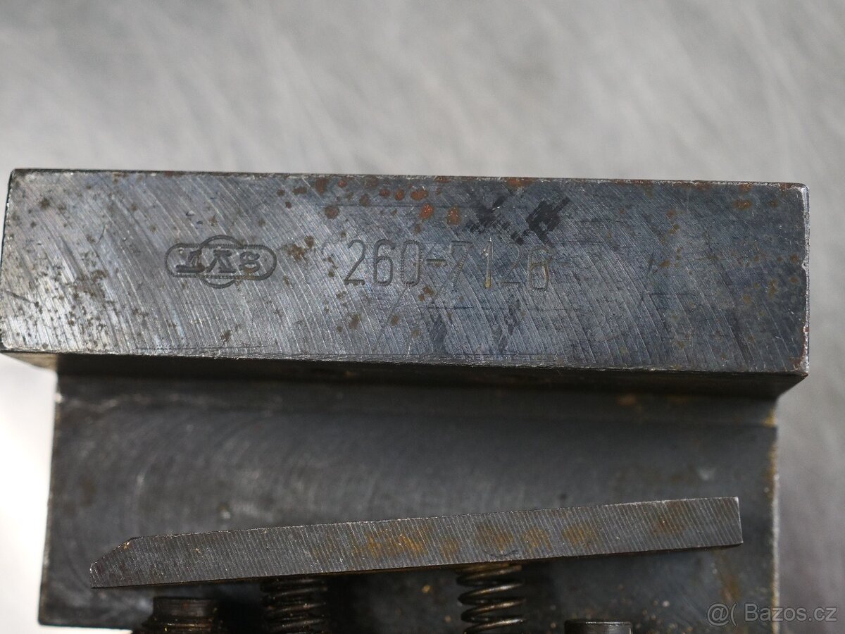 Nožový držák k soustruhu MAS - 4