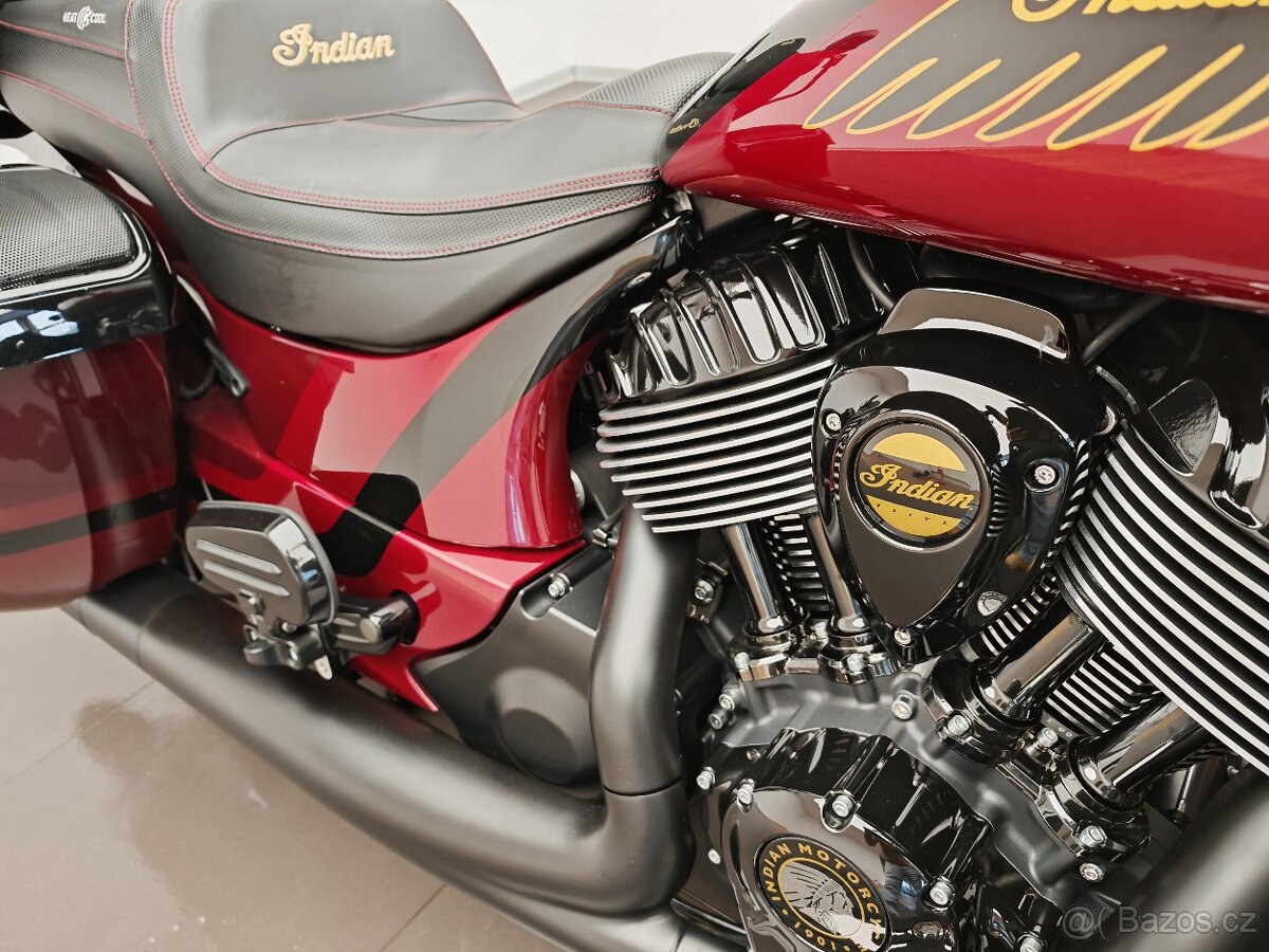 INDIAN Roadmaster Elite Red - 4