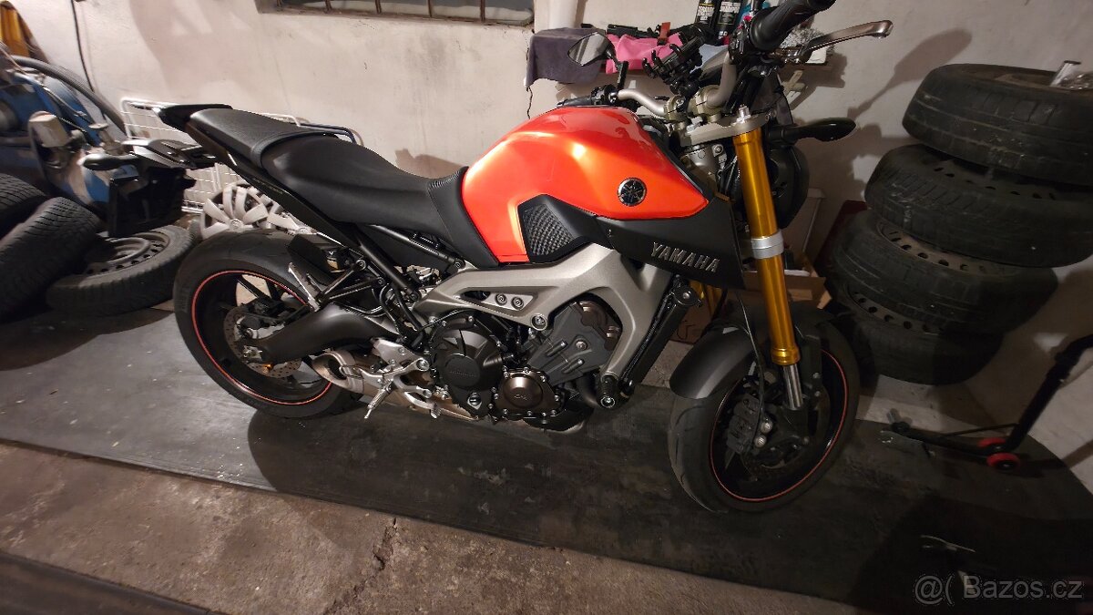 Yamaha MT-09 - 4