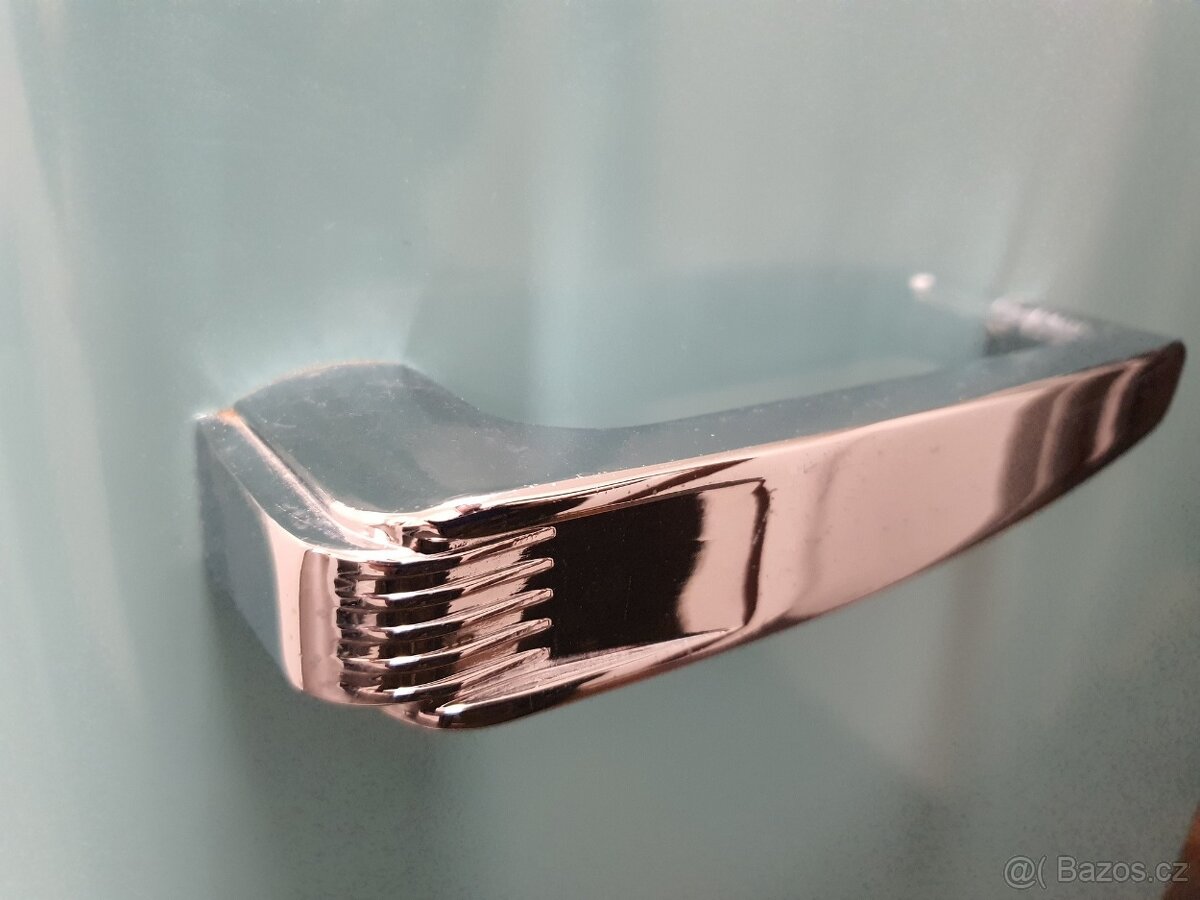 dovoz - úsporná A++ RETRO lednice jako nová - 4