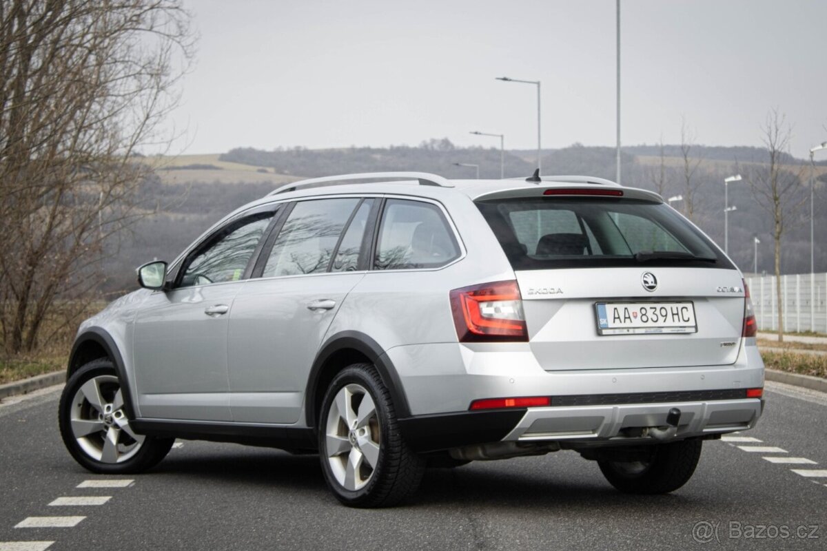 Škoda Octavia Combi 2.0 TDI DSG Scout - 4