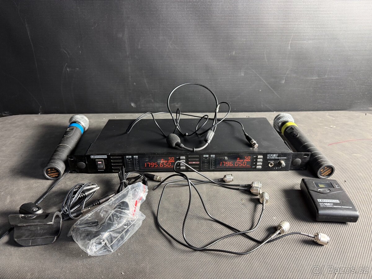 LD Systems WS1G8  Wireless Mic System 2xHandheld Microphones - 4