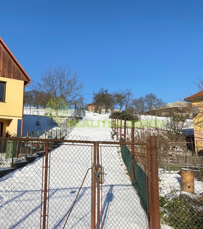 Prodej pozemku k.ú. Vítová, Fryšták, okr. Zlín, CP 1898 m2 - 4