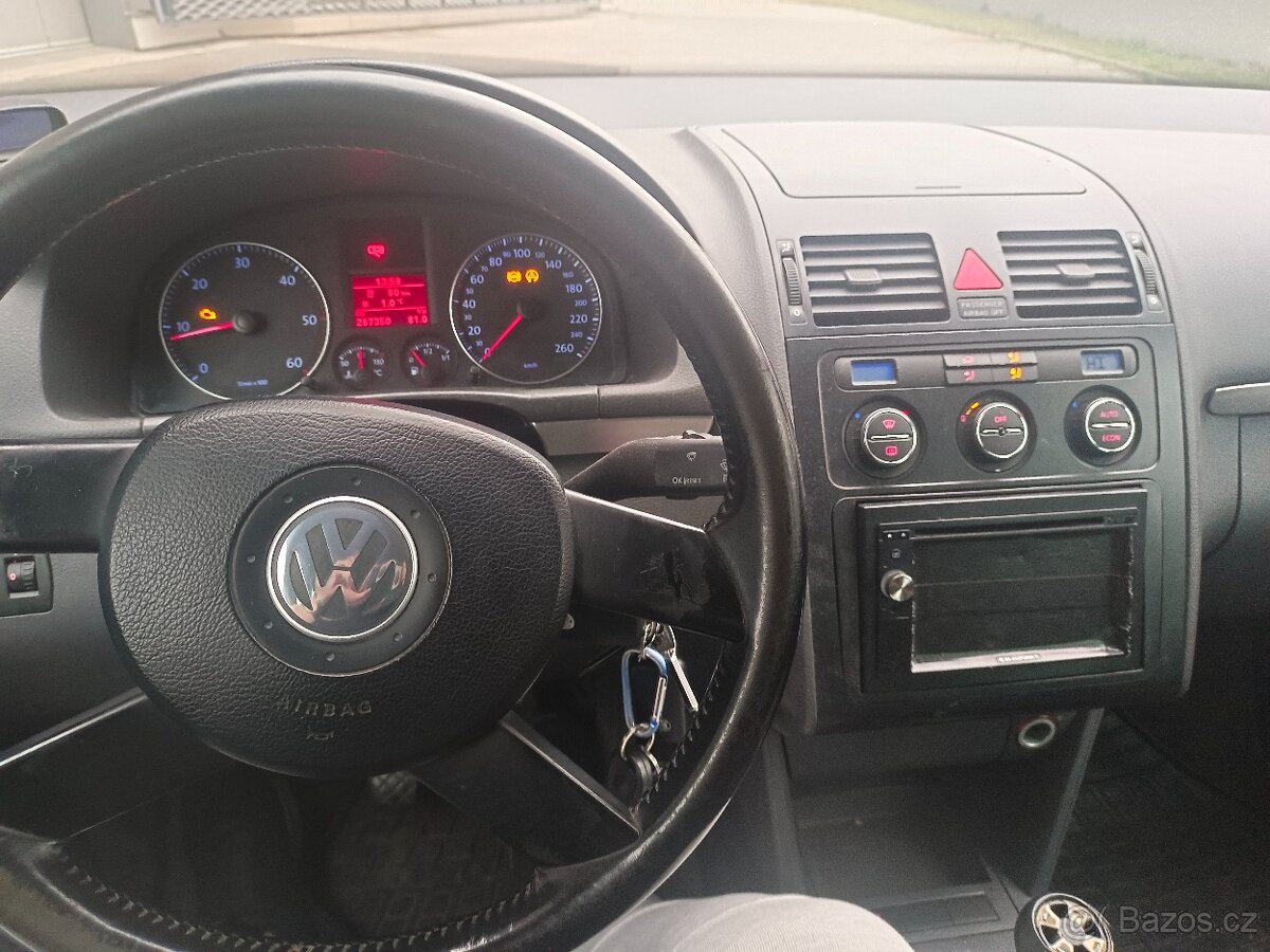 VW Touran 2.0 TDI 100 kW - 4