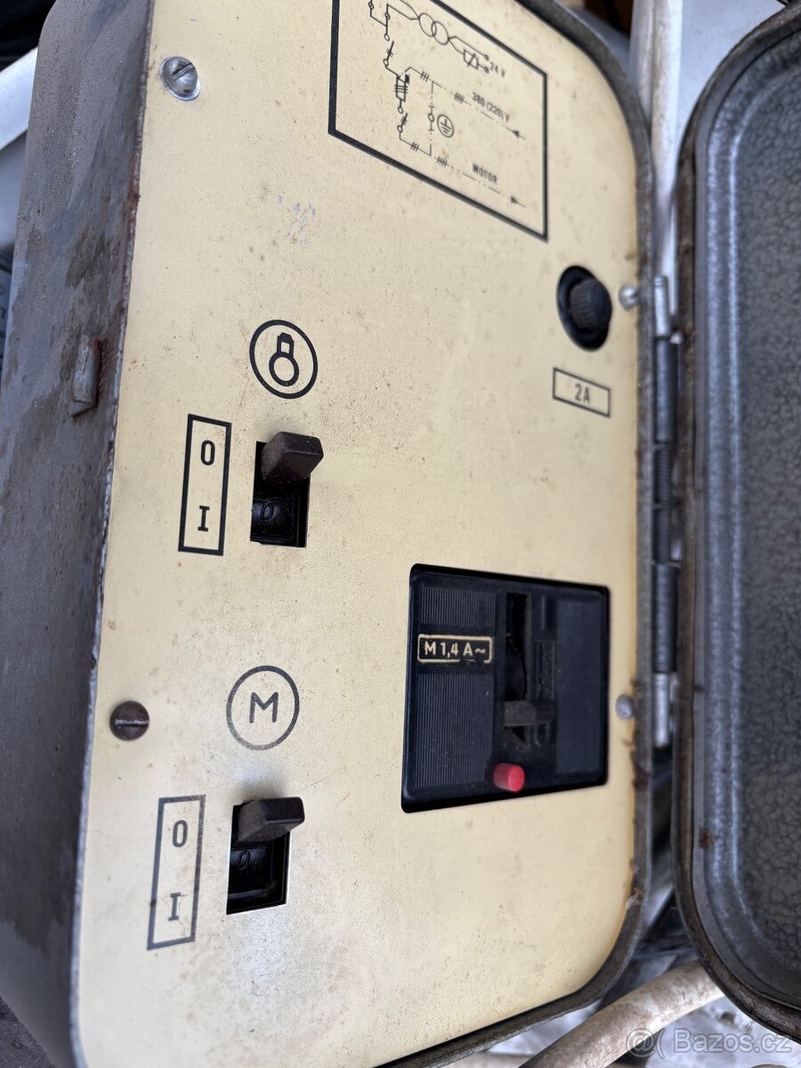 Motor k šicímu stroji - 4