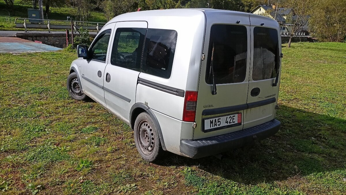 Opel Combo C - Tour 1.3 CDTI - 4